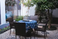 Floral Hotel· Tongli Jiansu Garden hotel  (Tongli Ancient Town Scenic Area Koudian) - Inns