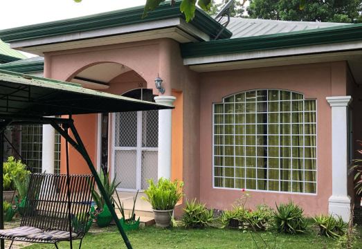 빌라 정원 풍경