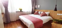 Wangcheng Boutique Hotel (Guilin Liangjiang Sihu Dongxi Alley Shop) Hotels in Guilin