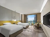 Hilton Jiaxing Отели в г. Цзясин