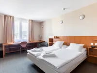 Hotel Cornavin Hoteles cerca de Museum of Natural History