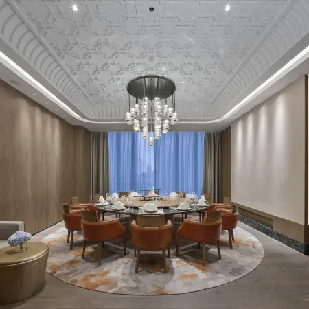 DoubleTree by Hilton Qidong