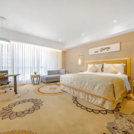 Rich Hotel