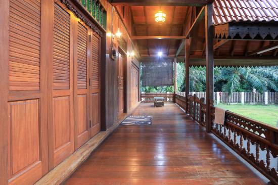 Oyo 90256 Rb Beach Homestay Kuala Sungai Baru Updated 2021 Price Reviews Trip Com