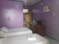 M&E Guesthouse - Pensionen