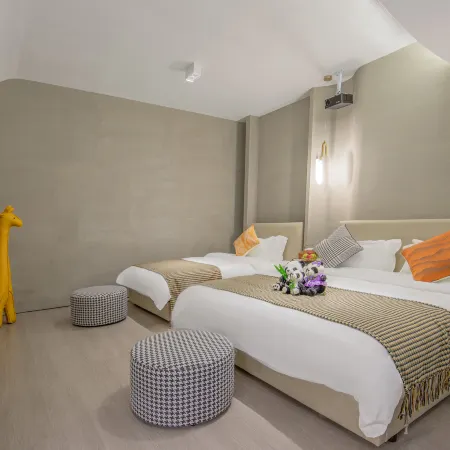 Private Enjoy Travel Hotel (Jiuzhaigou Scenic Area)