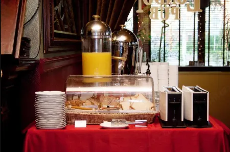 Гостиница Ангара Отели рядом с достопримечательностью «улица Карла Маркса»