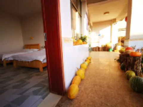 Kunming Red Earth Summer Homestay