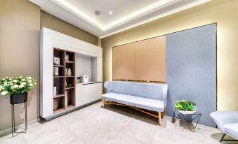 Home Inn (Jiaxing Nanhu Jiangnan Building)