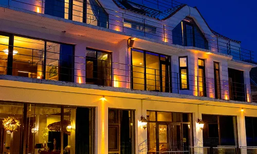 Yabuli Qushe Resort Hotel