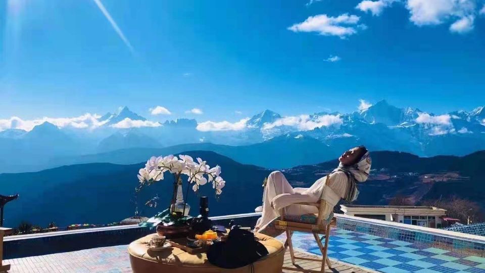 Mainri Snow Mountain Hotel