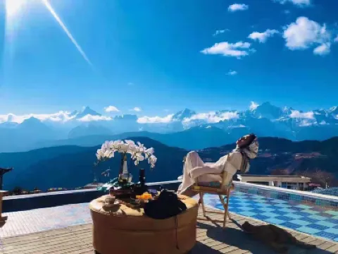 Mainri Snow Mountain Hotel Hotels near Wunongding Viewing Platform