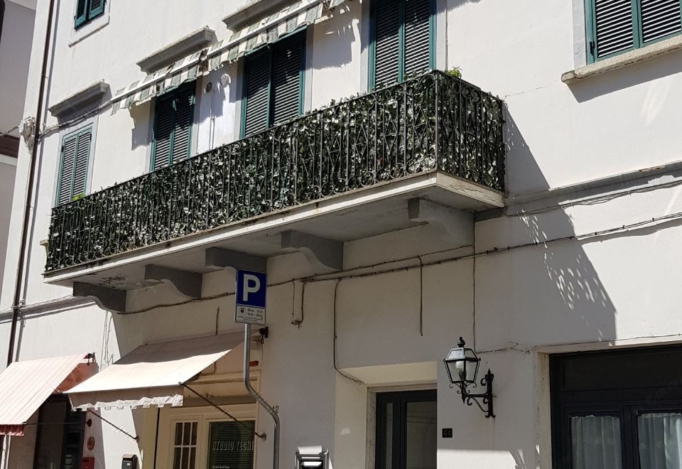 Elena House Apartments - Valutazioni di hotel 4 stelle a Viareggio