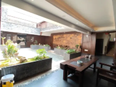 Yongfeng Yunshuijian Inn