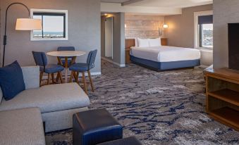 3. Hyatt Re..