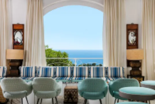 卡普里蒂貝里奧宮酒店