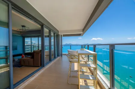 Huizhou China Resources Xiaodao Bay UK Seaview Design Apartment Отели рядом с достопримечательностью «Xiayong»