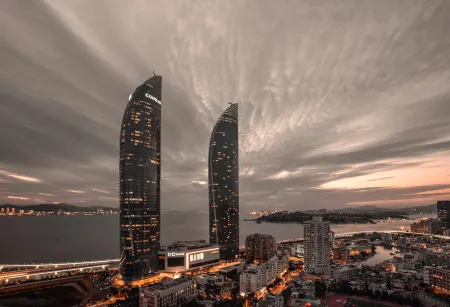 Xiamen Shimao Twin Towers Landmark  Apartment