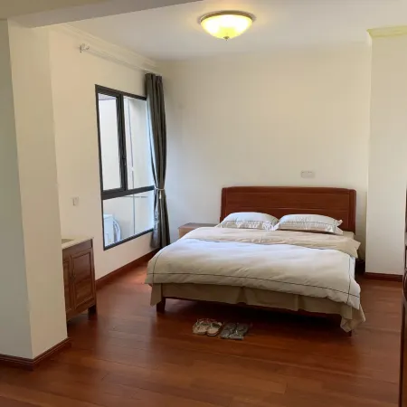 Lichuan High Speed Railway Station Huochai Share Penthouse Duplex Homestay