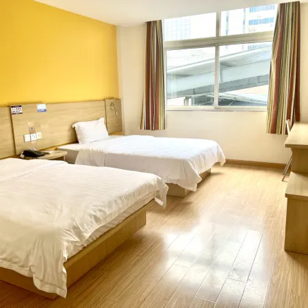7Days Inn Chain Hotel (Anji Center)