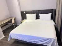 HanTing Premium Hotel (Chifeng Municipal Hospital Victoria Wanyue City)
