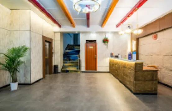 Tea Horse Ancient Road Hotel (Jiuzhaigou Visitor Center)