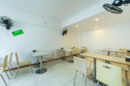 德陽新程歡朋飯店