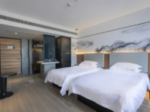 Tongbai Juhe E Hotel (Dahu Road Branch) Hotels in Tongbai