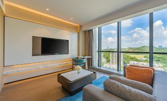 Holiday Inn ZHUHAI CITY CENTER by IHG