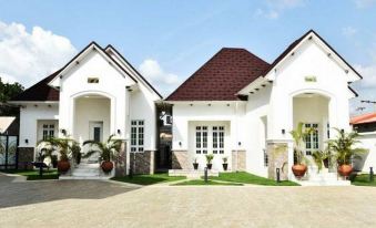 Castle de White House Hotel - Housity