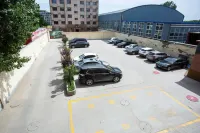 City 118 Selected (Shijiazhuang Xinle South Ring Meiyuan Shop) - parcheggio