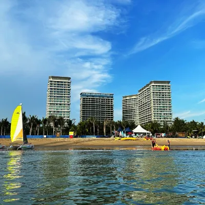 Pure Sea Huijiu Seaview Hotel Отели рядом с достопримечательностью «Храм Наньшань»