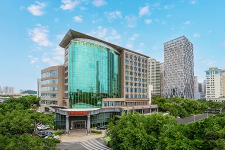 Vienna International Hotel (Xiamen Zhongshan Road Pedestrian Street First Pier)