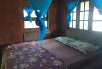 Doi PuMuen Lahu Homestay Hoteles en Mae Ai