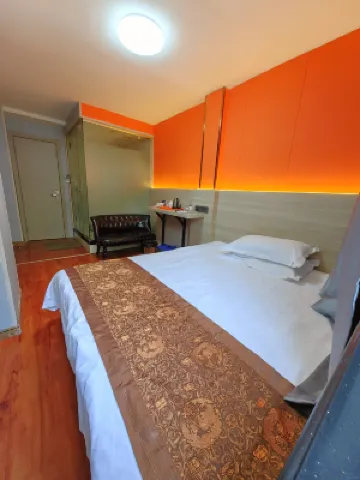 Zhongshan Hotel Hotel di 