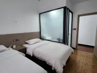 Mingcheng Hotel