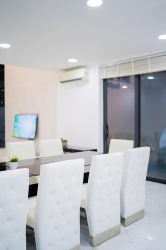 รูปภาพของไจแจนติกพูลวิลล่า 8 ห้องนอน