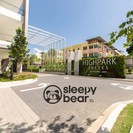 HighPark Suites Kelana Jaya, Petaling Jaya by Sleepy Bear Отели рядом с достопримечательностью «Торговый центр Evolve Concept Mall»