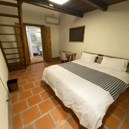 Sunshine music Traditional guest house