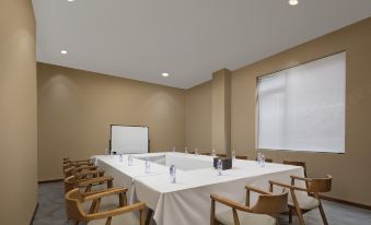 VALATOMS Hotel (Siguniang Mountain Scenic Area Branch 5)