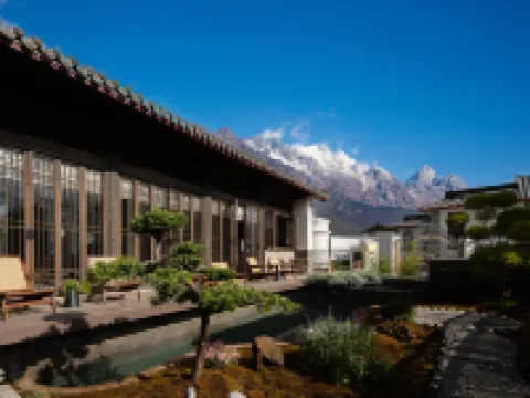 Yulong Mujianshan Homestay Hotels near Lijiang Snow Mountain Falcon Valley Scenic Area