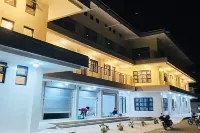 ลา ปาทรีอา บายบาย ทัวริสต์ อินน์ โดย โคโคเทล