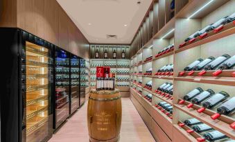 Qing Yuan New Holyton International Hotel