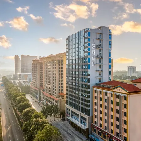 Lanting Hotel (Dongfang High-Speed Railway Station Wanda Plaza Store)
