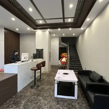 One Three Seven Land Hotel