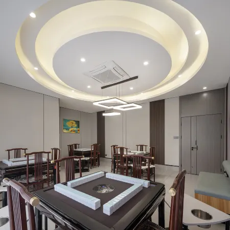 Jinsha Minghui Hotel (Deyang Zhongjiang)