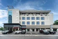 如家酒店·neo(武漢藏龍東街地鐵站傳媒學院店) 鄰近武漢軟件工程職業學院的酒店