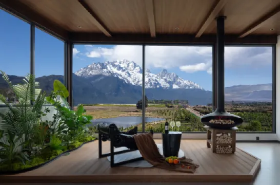 Lijiang Yunlai Snow Mountain Panoramic Resort Homestay Hotels near The Ancient Town of Shuhe