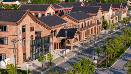 Yiyang Guifeng BlueCreate Hotel Отели в г. Иян