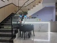 Lixian Chenxin Hotel